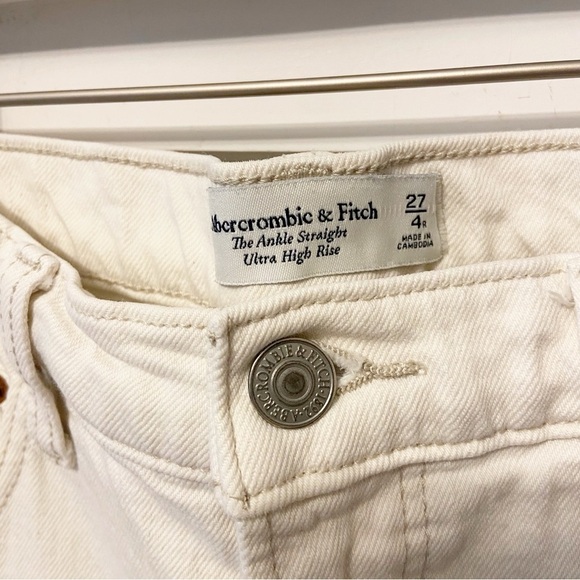 Abercrombie & Fitch | Women’s Curve Love the Ankle Straight High Rise Jeans 27/4 - Picture 3 of 8